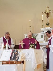 Messe du 5 décembre avec Mgr Ardura